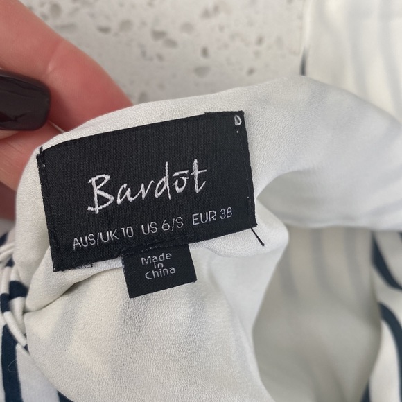 Open back, navy blue & white romper - Picture 3 of 6